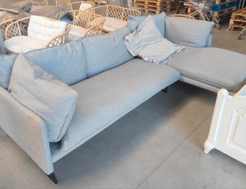 Canapé à vendre.  beschikbaar voor biedingen