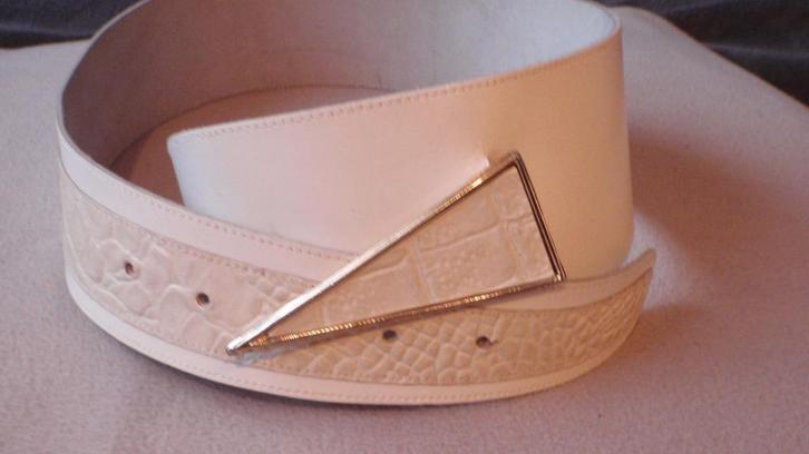 Grote, ecru lederen riem jaren '80 - perfecte staat!, Kleding | Dames, Riemen en Ceinturen, Zo goed als nieuw, Echt leder, Ophalen