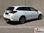 Toyota Auris Touring Sports 1.8 Hybrid Executive | Pano | Cl, Auto's, Toyota, Automaat, Zwart, Wit, Lederen bekleding