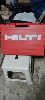Boite vide avendre a vendre boîte vide Hilti/ Makita, Bricolage & Construction, Enlèvement