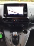 citroen berlingo 12i benzine 5plaatsen 2023 full/option, Auto's, Bestelwagens en Lichte vracht, Voorwielaandrijving, Stof, 4 cilinders
