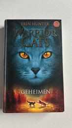 Erin Hunter - Geheimen, Boeken, Kinderboeken | Jeugd | 10 tot 12 jaar, Ophalen of Verzenden, Zo goed als nieuw, Erin Hunter