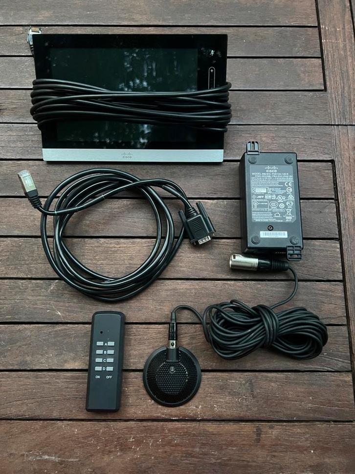 Cisco CTS-CTRL-DVC8, Informatique & Logiciels, Ordinateurs & Logiciels Autre, Utilisé, Enlèvement