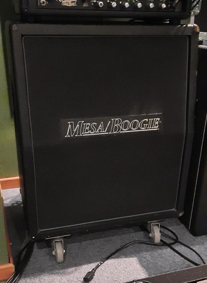 Mesa Boogie 2x12 Vertical Cab TE KOOP!, Muziek en Instrumenten, Versterkers | Bas en Gitaar, Gebruikt, Gitaar, 100 watt of meer