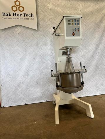 REGO Slagroommachine SlagroomKlopper Planeetmenger Mixer beschikbaar voor biedingen