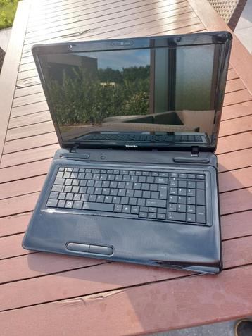 Toshiba 17 inch i5 laptop met windows 11, SSD, azerty beschikbaar voor biedingen
