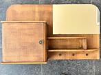 Vintage midcentury kastje met drie kapstokjes en spiegel, Gebruikt, Minder dan 100 cm, Hout, Ophalen