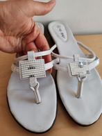 Claquettes a strass pointure 41, Enlèvement ou Envoi, Comme neuf