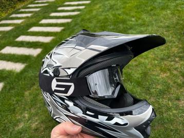 Kindercross helm + bril beschikbaar voor biedingen