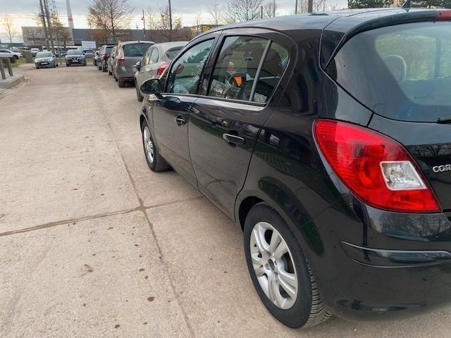 Opel Corsa, benzine km: 156000, 1.2 cc uit /2013 euro 5, Auto's, Opel, Particulier, Corsa, Airconditioning, Benzine, Euro 5, 5 deurs