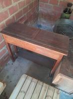 Oude schoolbank, Enlèvement