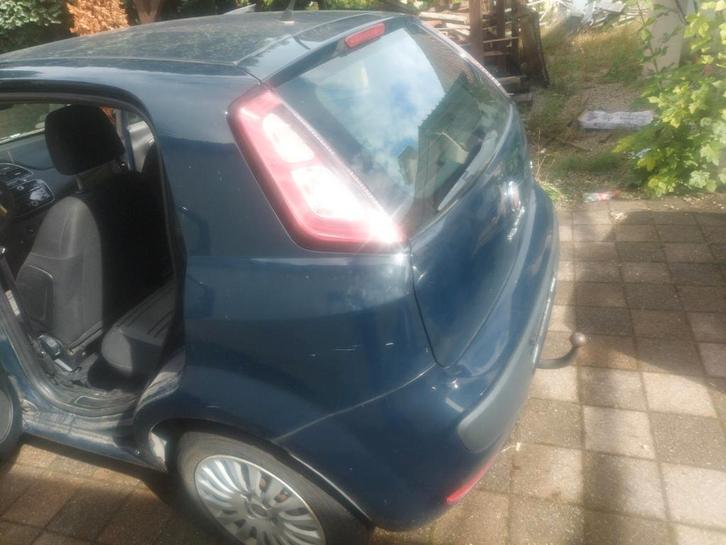 Fiat Punto 1.3 diesel 5 deurs, Auto's, Fiat, Particulier, Punto EVO, ABS, Airbags, Airconditioning, Alarm, Bluetooth, Boordcomputer