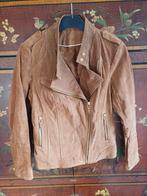 2 daim jasjes en 2 leren jasjes ( verweerd gemaakt ), Kleding | Dames, Ophalen of Verzenden, Gedragen, Maat 42/44 (L)