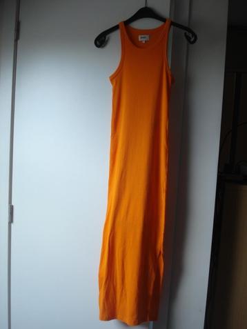 *VAL* Only lang oranje kleed, dames/meisjes. mt XS beschikbaar voor biedingen