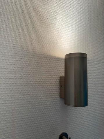Wandlamp inox met 1 spot beschikbaar voor biedingen