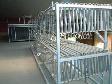 Inox en ijzer beschikbaar voor biedingen