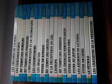 19 livres Édition Hachette " En Savoir plus" beschikbaar voor biedingen