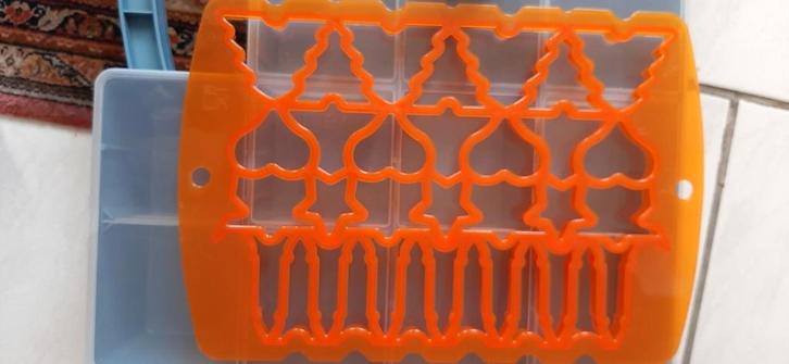 Uitsteekvormen plastiek, Hobby en Vrije tijd, Taarten en Cupcakes maken, Zo goed als nieuw, Ophalen of Verzenden