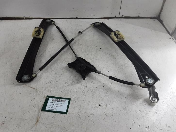 RAAMMECHANIEK RECHTS VOOR Tiguan Allspace (BW2) (V36FRB), Auto-onderdelen, Ruiten en Toebehoren, Volkswagen, Gebruikt