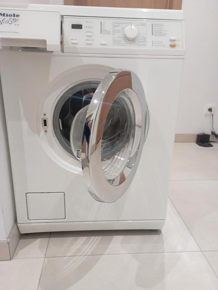 Machine à laver Miele Vivastar W30, Electroménager, Lave-linge, Utilisé, Chargeur frontal, 6 à 8 kg, 85 à 90 cm, 1200 à 1600 tours
