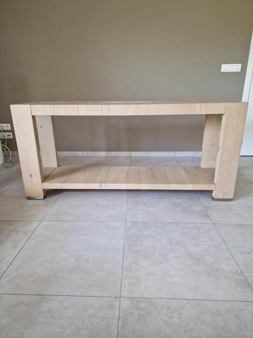 TV meubel in massief hout beschikbaar voor biedingen