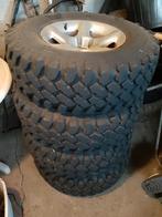 Modderbanden op velg Toyota/Mitsubishi/Nissan, Auto-onderdelen, Banden en Velgen, Gebruikt, 16 inch, 275 mm, Banden en Velgen