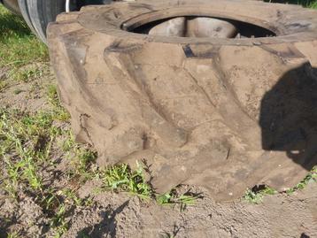 Banden pirreli 480/70r 24 beschikbaar voor biedingen