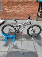 Vélo de montagne d'enduro de descente Kona Entourage, Vélos & Vélomoteurs, Vélos | VTT & Mountainbikes, Autres marques, Comme neuf