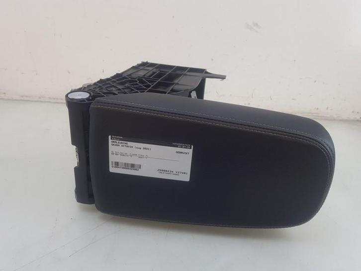 ARMLEUNING Octavia Combi (NXAC) (|5E3864207VRZ|5E3864207|), Auto-onderdelen, Interieur en Bekleding, Skoda, Gebruikt