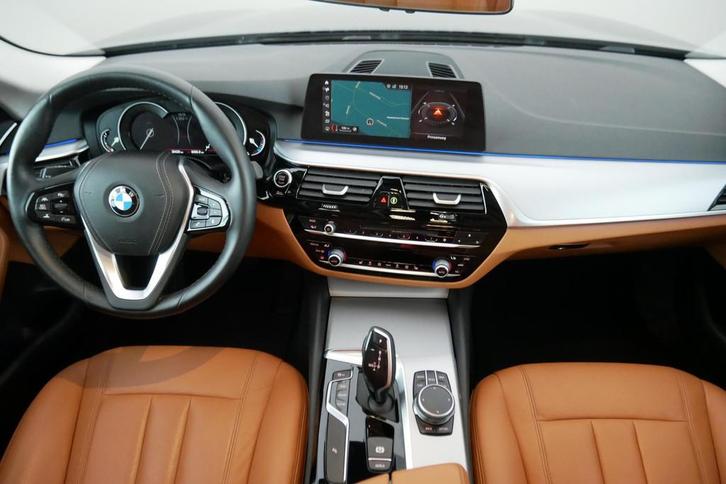 (1WKL674) BMW 5, Auto's, BMW, Bedrijf, Te koop, 5 Reeks, Achteruitrijcamera, Adaptive Cruise Control, Airconditioning, Alarm, Apple Carplay