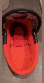 draagmaand met 2 voetzakken, Ophalen, Zo goed als nieuw