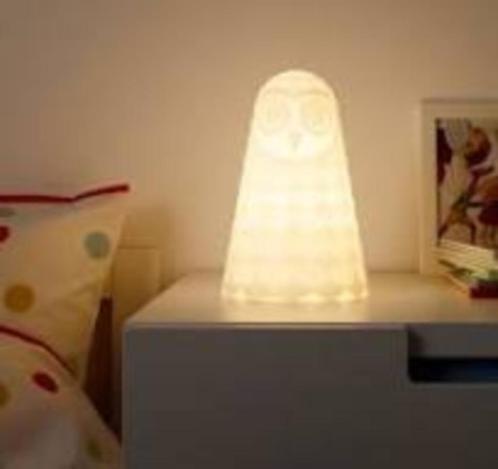 Ikea SOLBO Led-tafellamp, wit/uil, 23 cm, Huis en Inrichting, Lampen | Tafellampen, Ophalen
