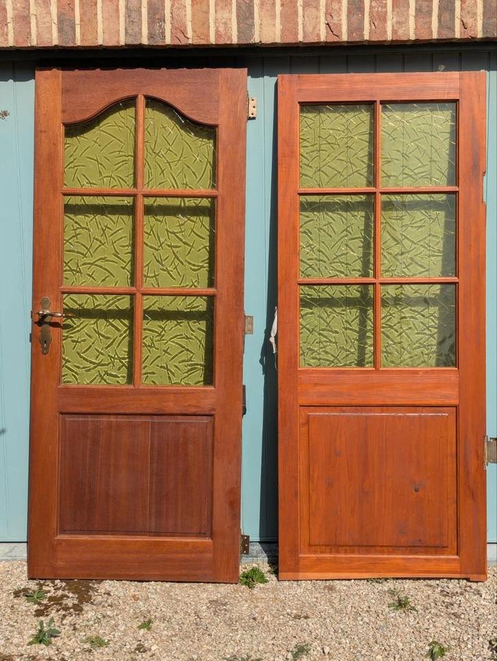 Twee binnendeuren, geel figuurglas, Doe-het-zelf en Bouw, Deuren en Vliegenramen, Gebruikt, Hout, Ophalen
