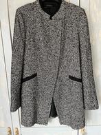 Halflange jas in zwart-wit merk Zara, Kleding | Dames, Jassen | Winter, Ophalen, Overige kleuren, Zara, Maat 46/48 (XL) of groter