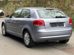 Audi A3 1.6 FSI Attraction, Auto's, Stof, Zwart, 4 cilinders, Bedrijf
