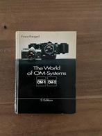 Olympus cameras The world of OM-systems book, Audio, Tv en Foto, Fotografie | Fotostudio en Toebehoren, Gebruikt, Ophalen