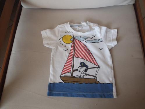 wit t-shirt + Snoopy-ontwerp maat 68, Kinderen en Baby's, Babykleding | Maat 68, Zo goed als nieuw, Jongetje, Ophalen