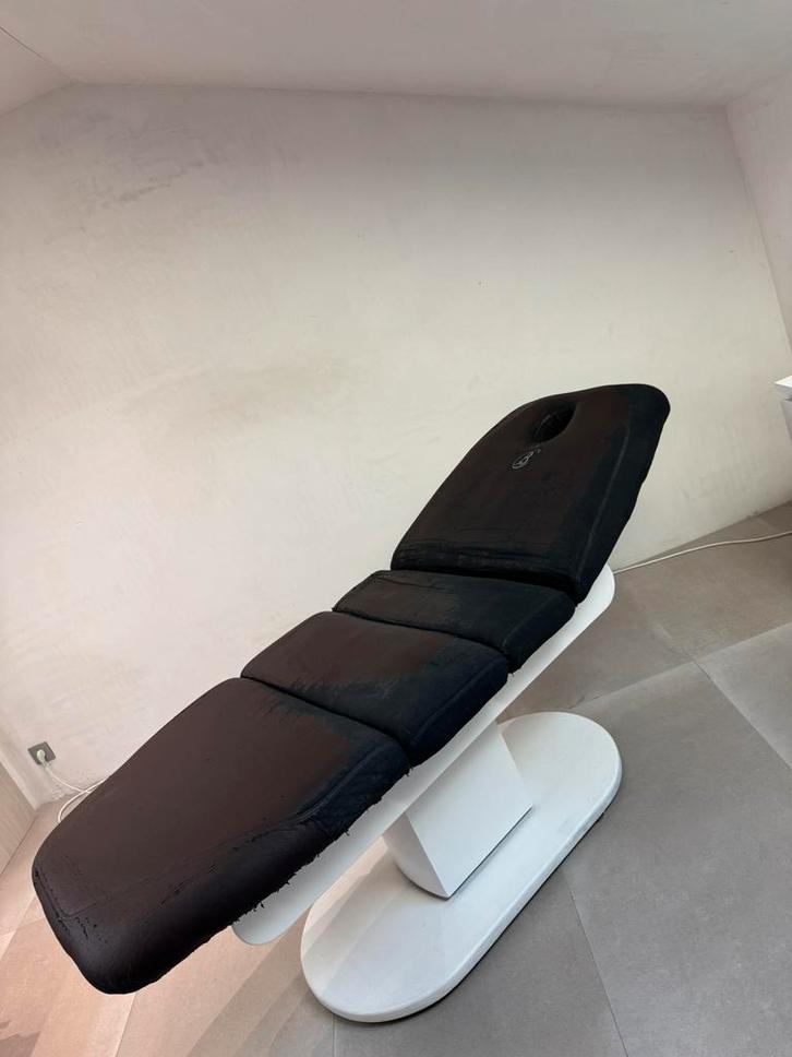 Table de massage electrique Bellizi, Sports & Fitness, Produits de santé, Wellness & Bien-être, Utilisé, Soins du corps, Enlèvement