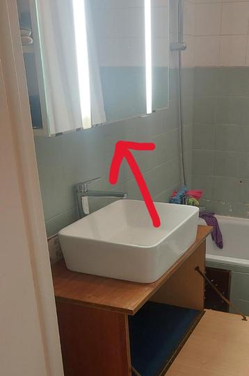 Armoire Miroir + rangement salle de bain 82x61x21 beschikbaar voor biedingen