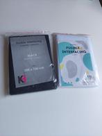 421) 2 zakken plakvlies 250x100cm wit + zwart, Hobby en Vrije tijd, Naaien en Fournituren, Ophalen of Verzenden, Nieuw, Overige typen