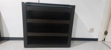 2 kastjes beschikbaar voor biedingen