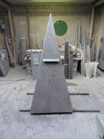 Piramide brievenbus., Tuin en Terras, Ophalen, Zo goed als nieuw, Hardsteen