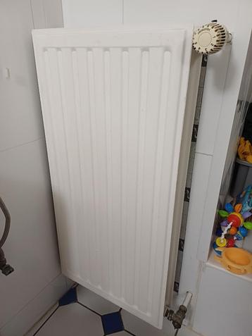 Hemeier radiateur 90x44 beschikbaar voor biedingen