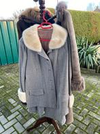 Jas met witte nerts kraag, Kleding | Dames, Ophalen of Verzenden, Zo goed als nieuw, Maat 42/44 (L)