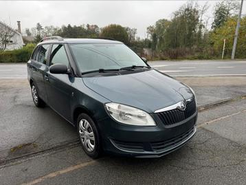 Skoda Fabia 1,2ess. euro5b airco 162000km contrôle ok!!! disponible aux enchères