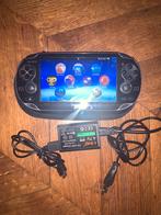 Psvita Sony + hoesje en oplader, Games en Spelcomputers, Spelcomputers | Sony PlayStation Vita, Zo goed als nieuw, Met games
