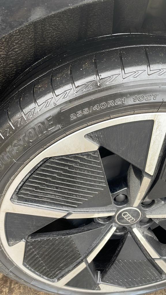 Goedkope banden van alle maaten 2 dehands en nieuw ook, Autos : Divers, Pièces de sport automobile, Utilisé, Enlèvement ou Envoi