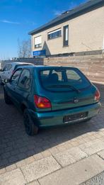 Mazda 121 benzine 1.3 mag in lez 138.000 km, Auto's, Voorwielaandrijving, Bedrijf, Radio, Groen