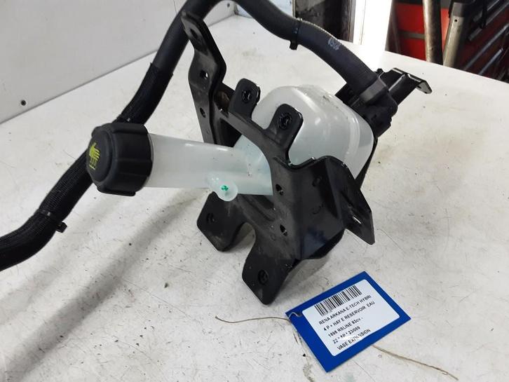 EXPANSIERESERVOIR Renault Arkana (RJLL) (217102102R), Auto-onderdelen, Overige Auto-onderdelen, Renault, Gebruikt