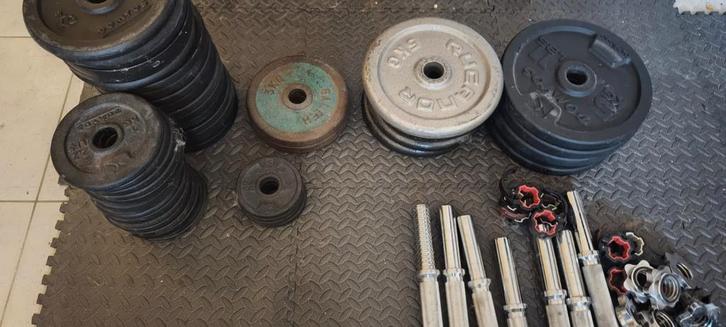 Home Gym musculation complet ( haltères, poids et banc ), Sport en Fitness, Fitnessmaterialen, Ophalen